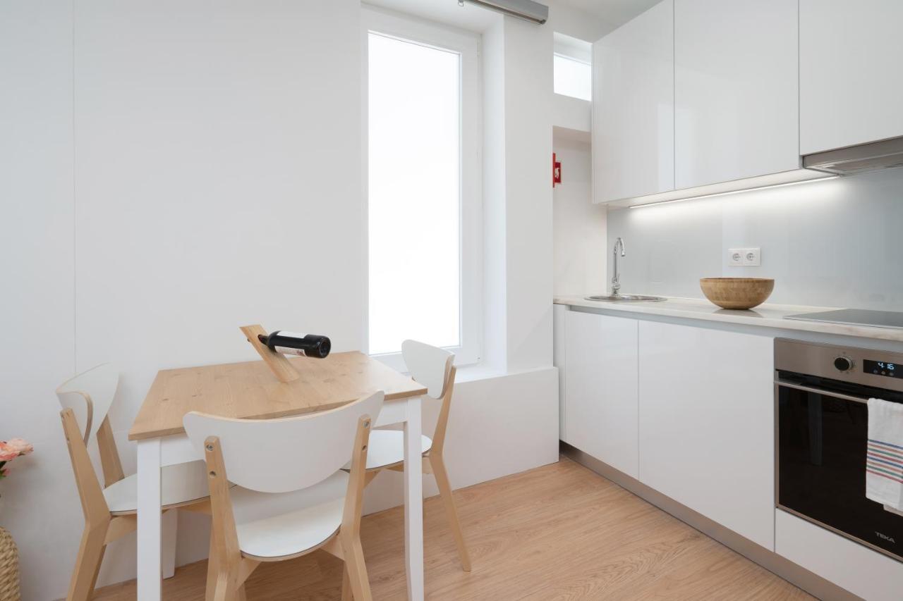Appartement Sweet Sunny Flat W/ Balcony - Gaia à Vila Nova de Gaia Extérieur photo
